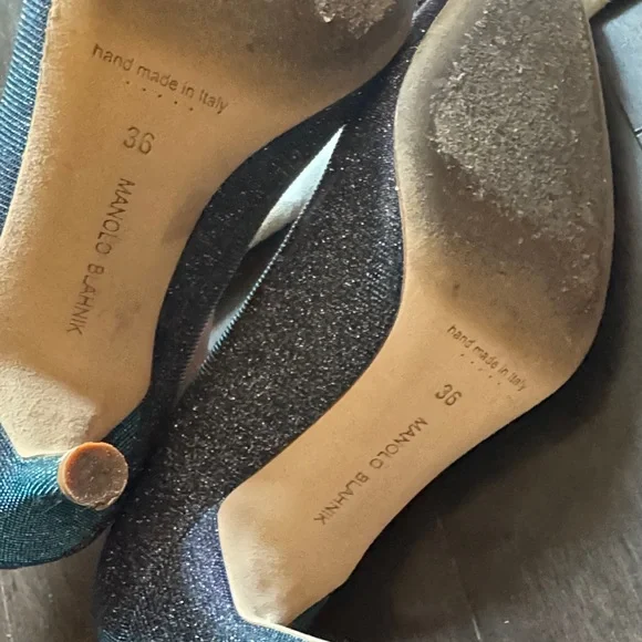 Authentic Manolo Blahnik Hangisi Metallic Midnight Notturno Crystal Pump - Picture 8 of 8